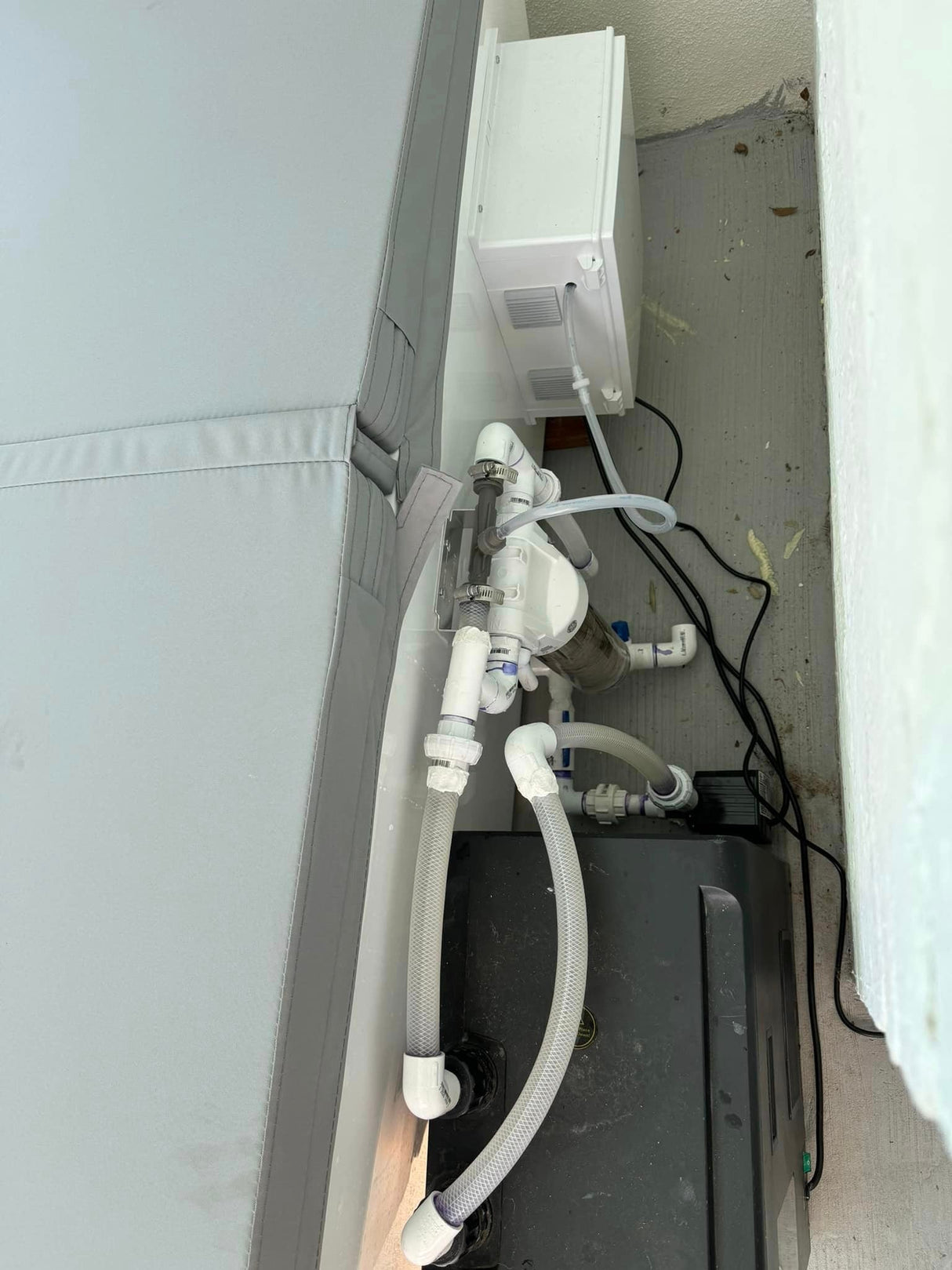 TAKETHEPLUNGE Deluxe Cold Plunge