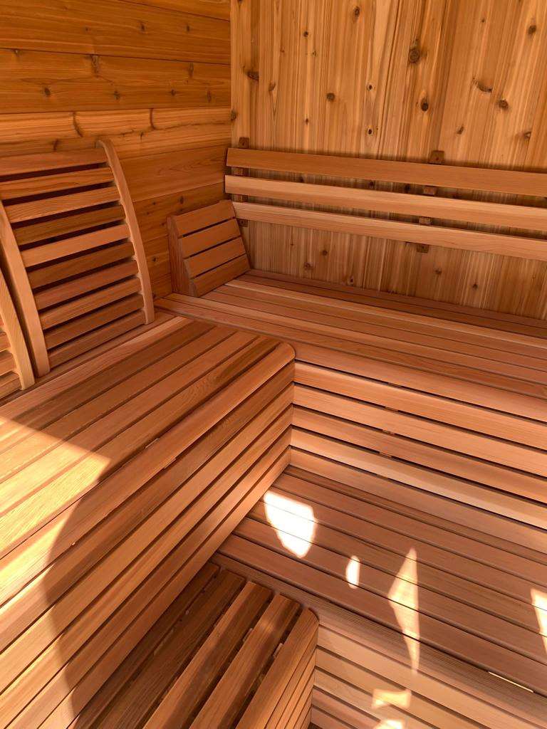Dundalk 8'x8' (244x244cm) Luna Sauna - Knotty Cedar