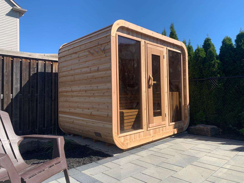 Dundalk 8'x8' (244x244cm) Luna Sauna - Knotty Cedar