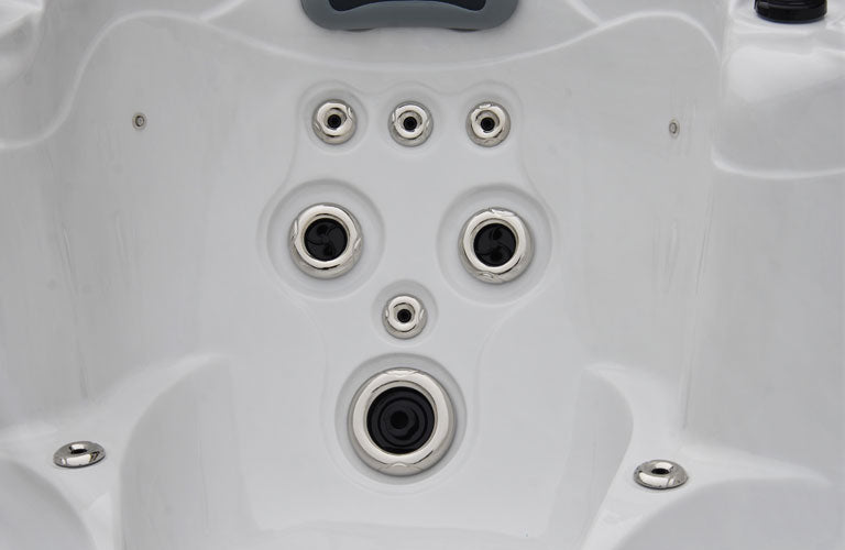 Manitou 6 Person Premium Hot Tub