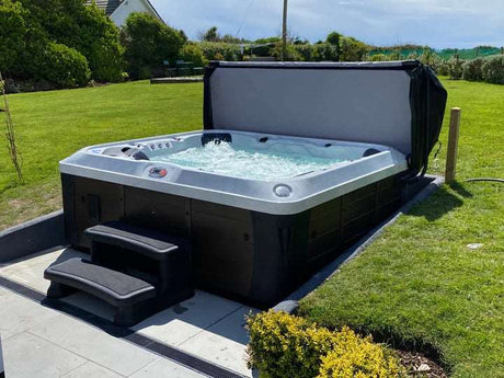 Alberta GL 6-Person 55-Jet Hot Tub
