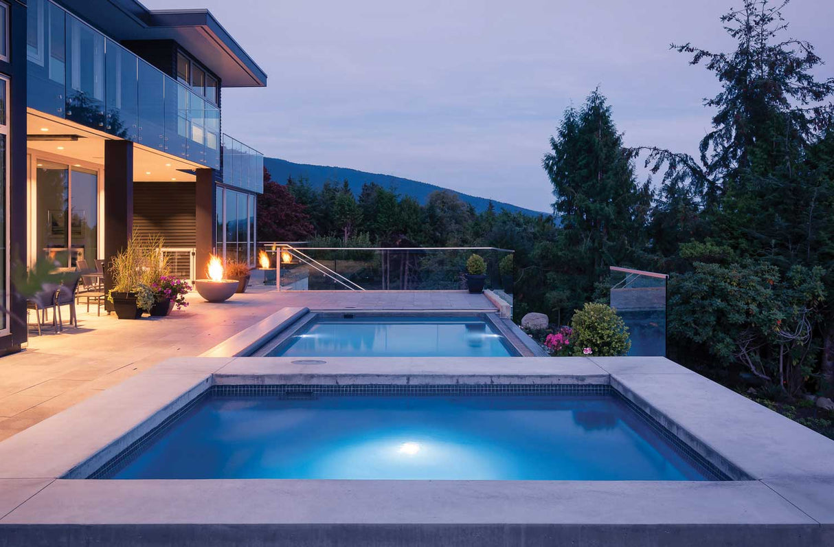 Independence 11'10" x 25'5"