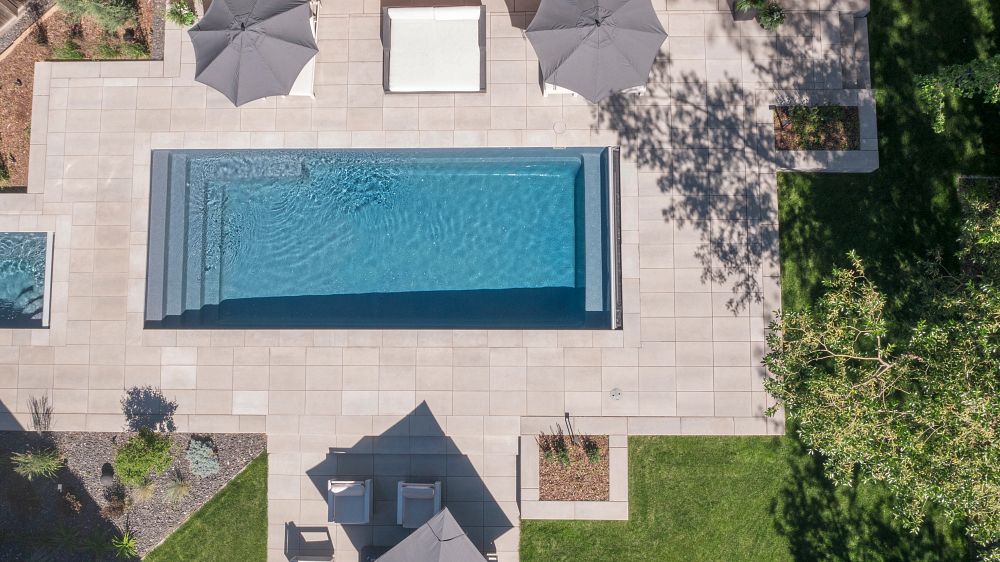 Opportunity 14' x 33'