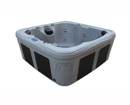 Muskoka 6 Person Plug & Play Hot Tub