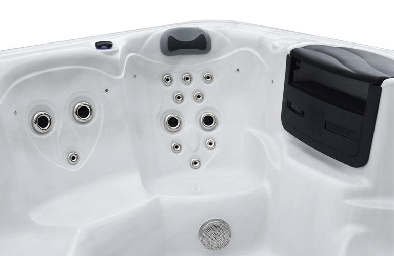 Williston 6 Person Premium Hot Tub (2024 Model)
